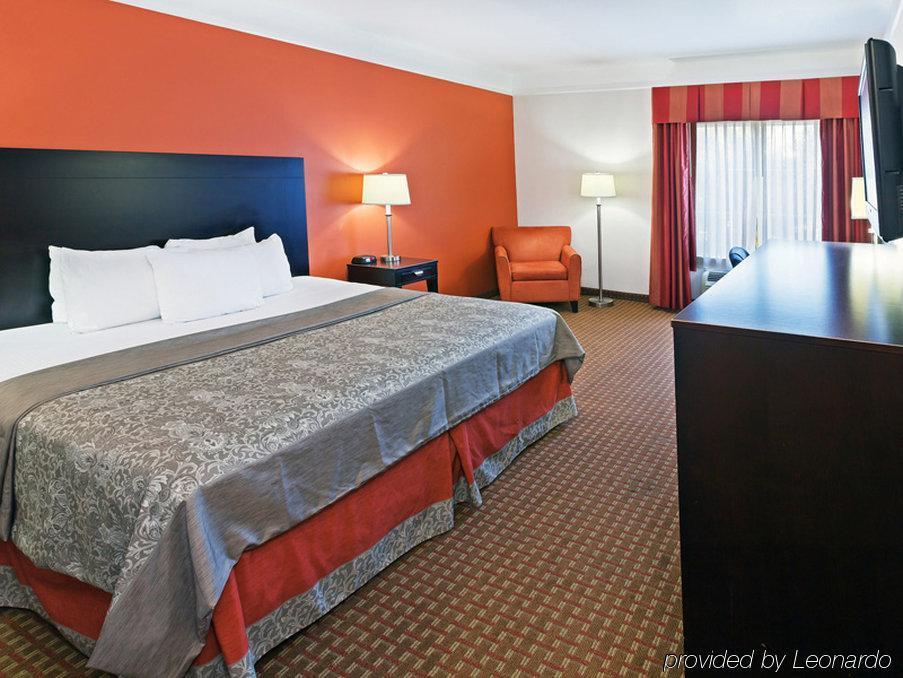 La Quinta By Wyndham Lake Charles Casino Area Экстерьер фото